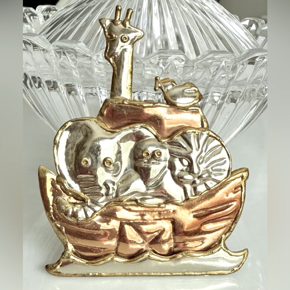 Vintage Handcrafted Mixed Metal Noah’s Ark Brooch/Pendant